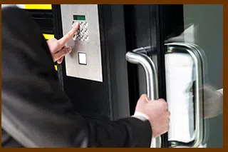 Pittsburgh Lock And Locksmith Pittsburgh, PA 412-226-6522 - 10-comm-lock
